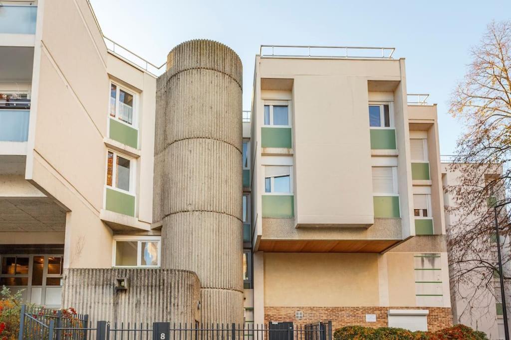 Appart Spacieux Pres De La Seine Sartrouville Bagian luar foto